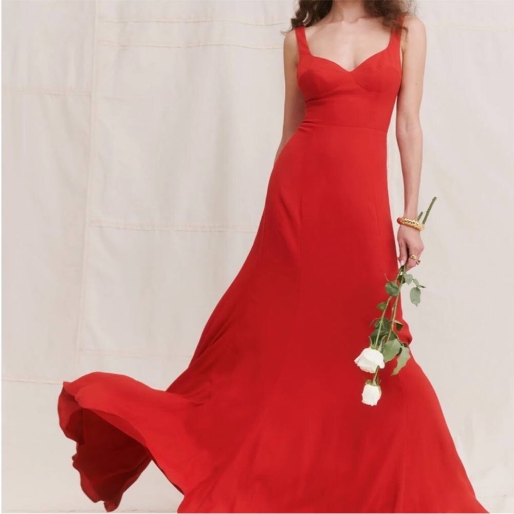 Reformation Lecce Dress Cherry Red 6 Maxi Gown.I got this NWT and wore it once.
